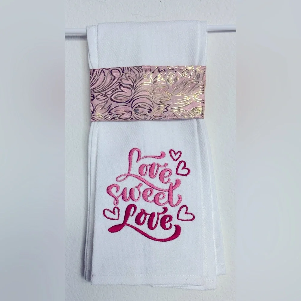 D13- set (5) 🎀Handmade decorative valentine towels🎀 kitchen & bathroom,